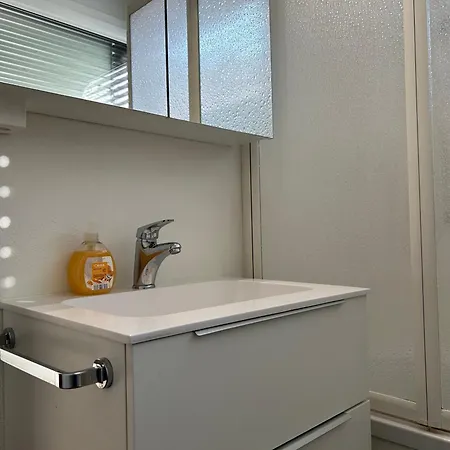 - Parking Free - Near The Lugano *